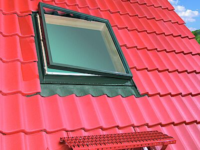 Lucernari standard per l’accesso al tetto: FAKRO presenta il modello WLI