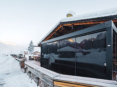 Per il ristorante Mondschein, una Brera sulla neve delle Dolomiti