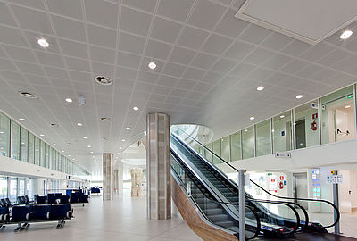 Soffitti Armstrong Building Products per l'aeroporto di Bari Palese