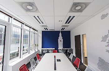 Armstrong Ceiling Solutions - Perla OP 0.95 di Armstrong Building Products