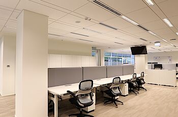 Armstrong Ceiling Solutions - Ultima+ di Armstrong Building Products