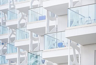 Soluzioni creative per arredare al meglio un piccolo balcone