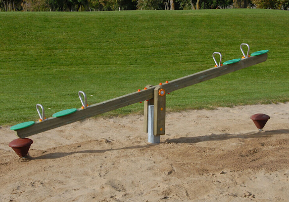 Holzhof - Dondoli per parco giochi