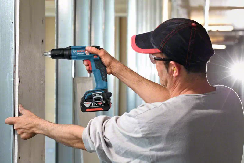 BOSCH Professional - GSR 18 V-EC TE + MA 55 Professional - Avvitatore per cartongesso